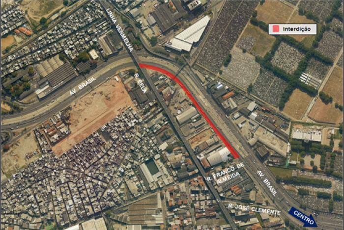 Obras do BRT provocam mudan&ccedil;as no tr&acirc;nsito da Avenida Brasil