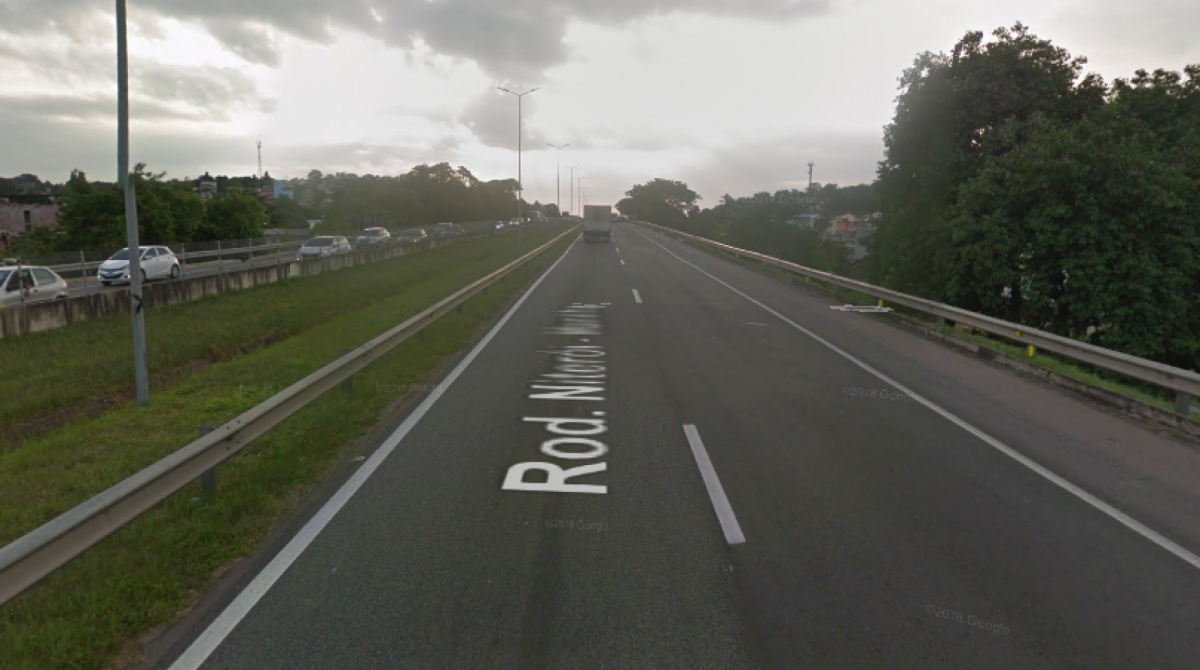 BR-101 (Rio-Santos) precisou ser fechada por tiroteio entre policiais e bandidos - Reprodu&ccedil;&atilde;o