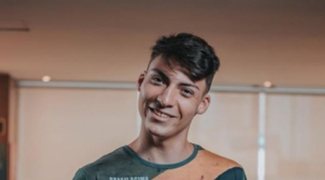 Filho 04 ironiza coronavírus em vídeo que circula no Twitter - Reprodução / Instagram