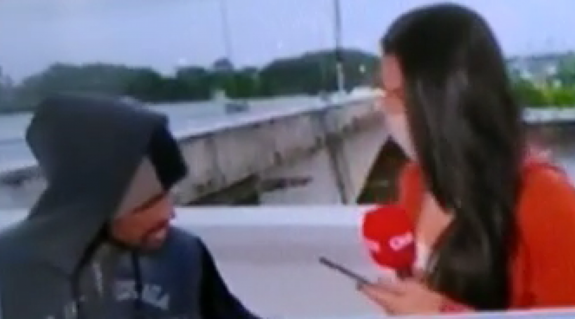Repórter foi assaltada durante transmissão do jornal - Reprodução / CNN