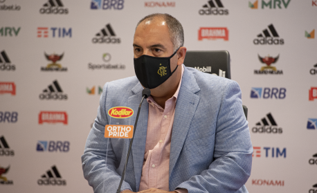 Após Renato Gaúcho poupar Arrascaeta e Isla contra o Ceará, Marcos Braz nega que Flamengo vá priorizar mata-mata