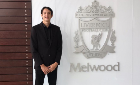 Ex-jogador do Fluminense é relacionado pela primeira vez no time profissional do Liverpool