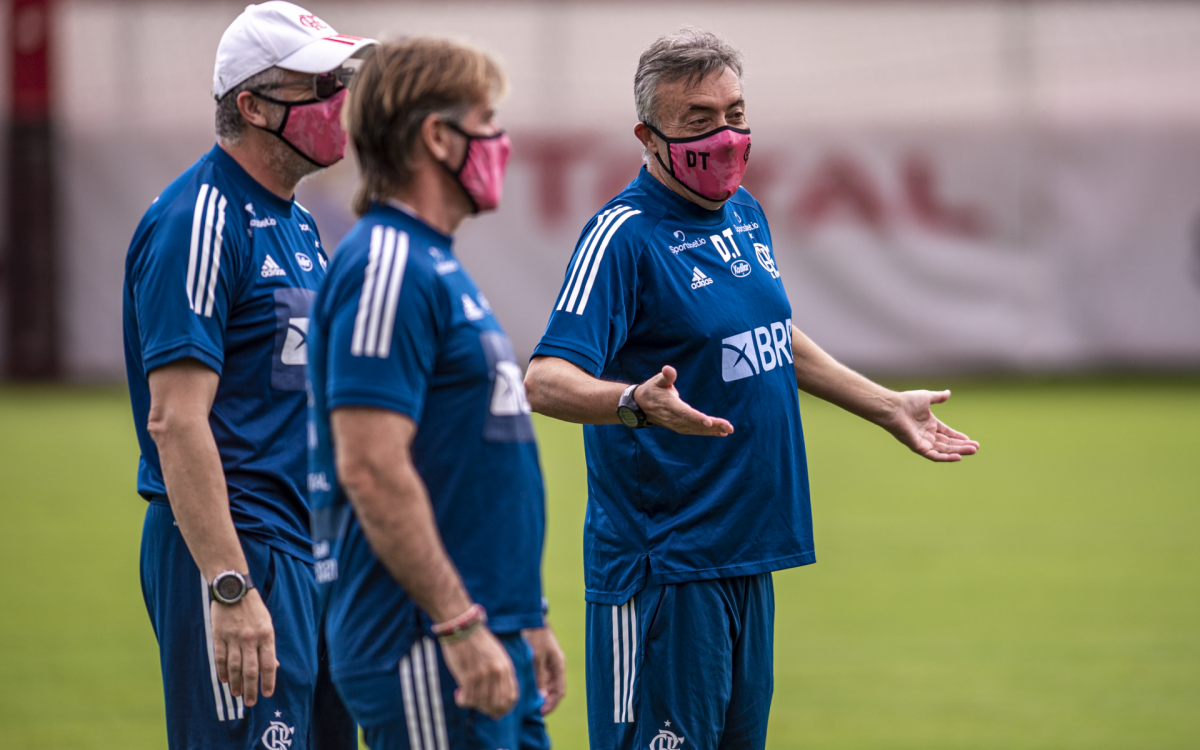 Domènec Torrent no treino do Flamengo