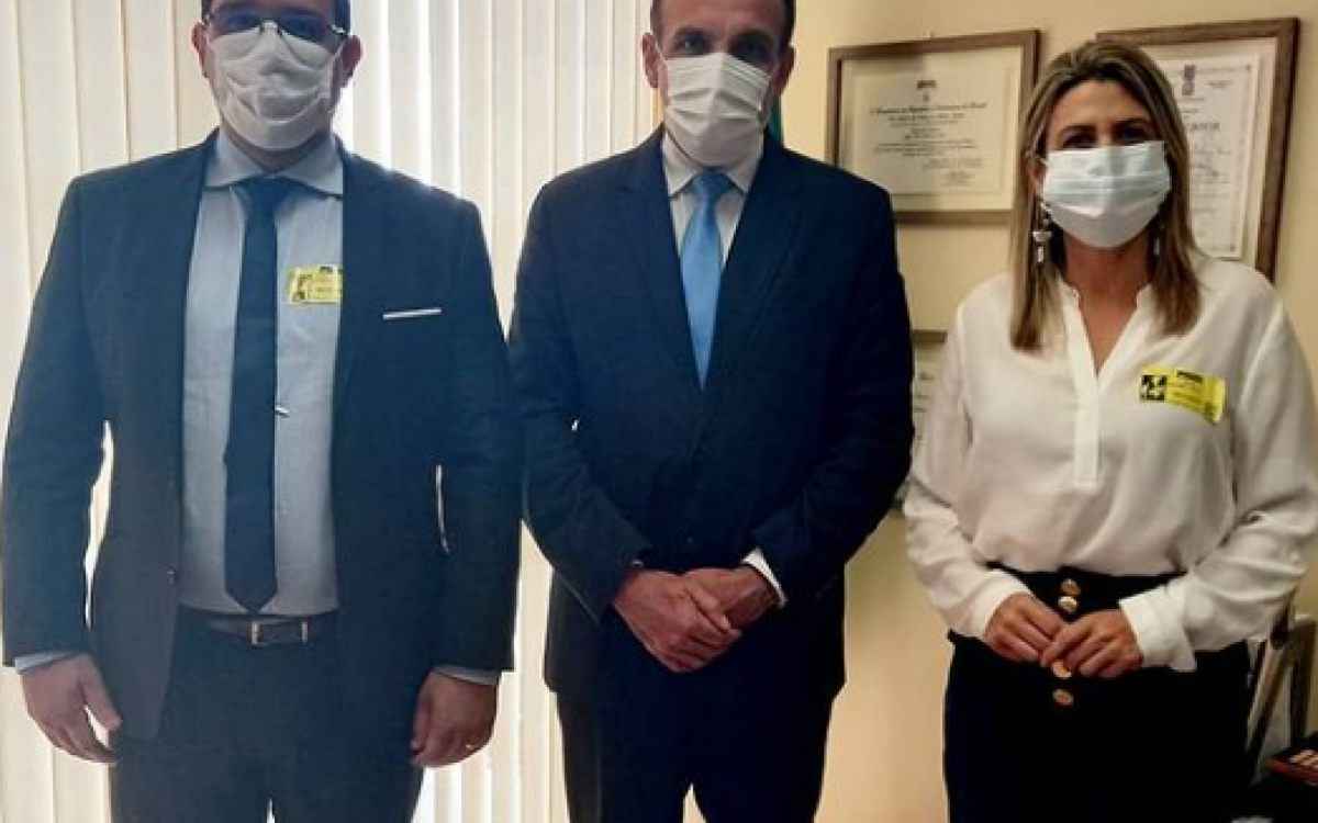 Severino, Hugo Leal e Rosi Farias  - Reprodução