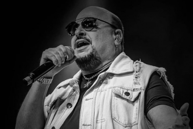 Roupa Nova lamenta morte de Paulinho: 'As luzes do palco se apagaram'