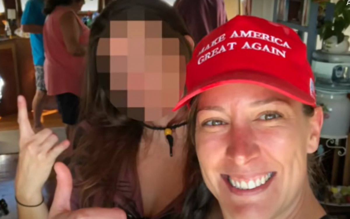 Ashli Babbitt difundia teorias conspiratórias em suas redes sociais - Reprodução/KUSI TV