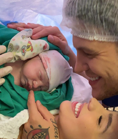 Gabi Brandt, Saulo Poncio e o segundo filho, Henri - Reprodução/Instagram