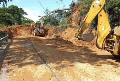 'Em alguns pontos, não sabemos o que sobrou da Rio-Santos', diz Tarcísio