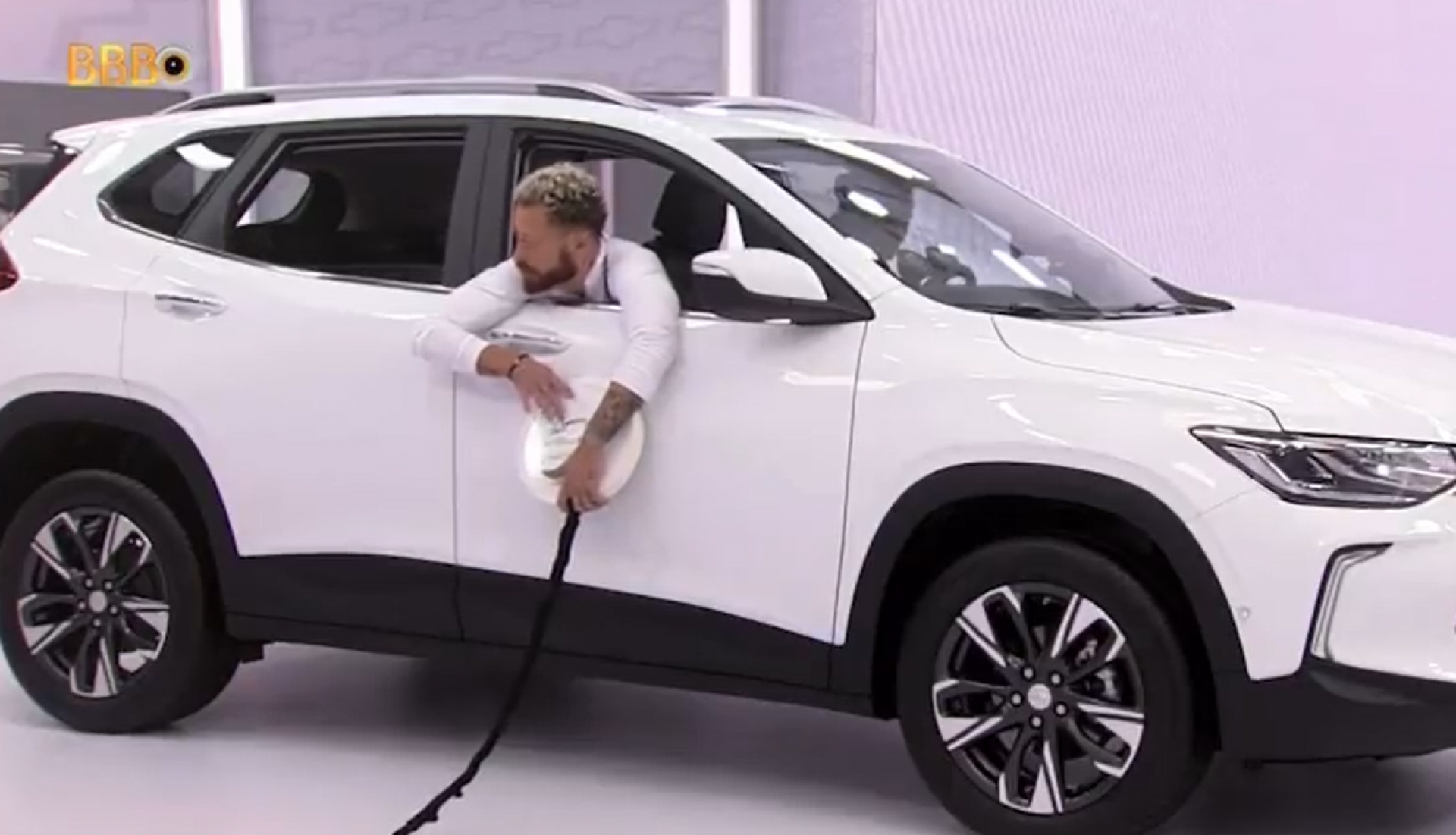 Fred e Domitila participam do quarto branco - Reprodução/Internet