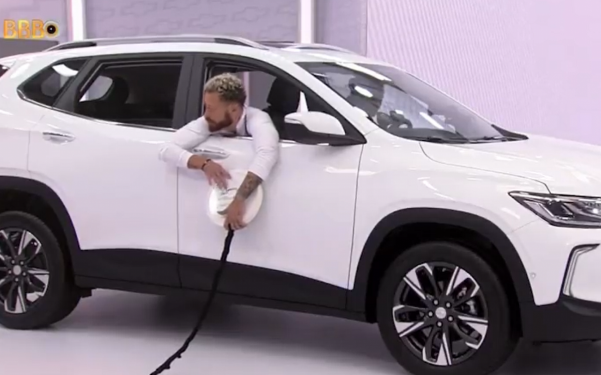 Fred e Domitila participam do quarto branco - Reprodução/Internet