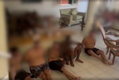 Polícia prende 11 milicianos em festa de aniversário em mansão de Mangaratiba