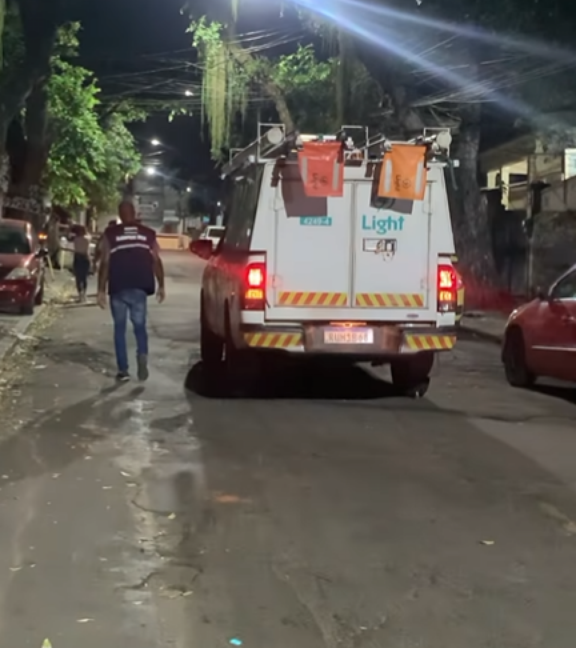 Light foi at&eacute; o local para restabelecer a energia