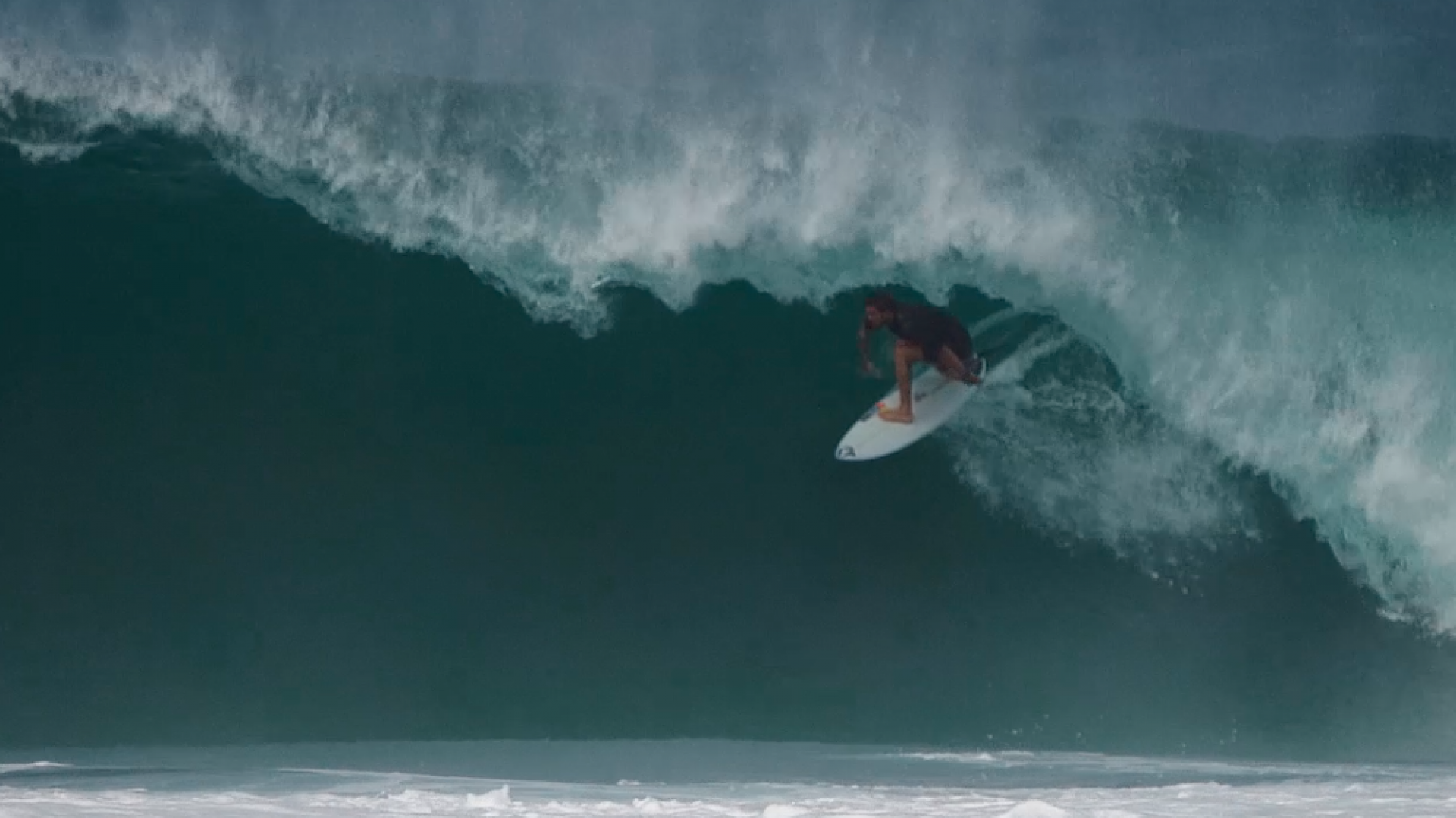 Onda surfada por Jo&atilde;o Chianca - Foto: Divulga&ccedil;&atilde;o