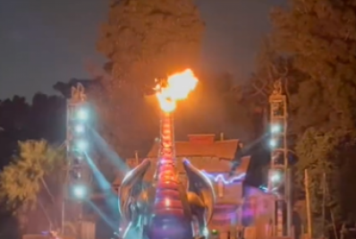 Dragão de 10 metros pega fogo no parque da Disney na Califórnia