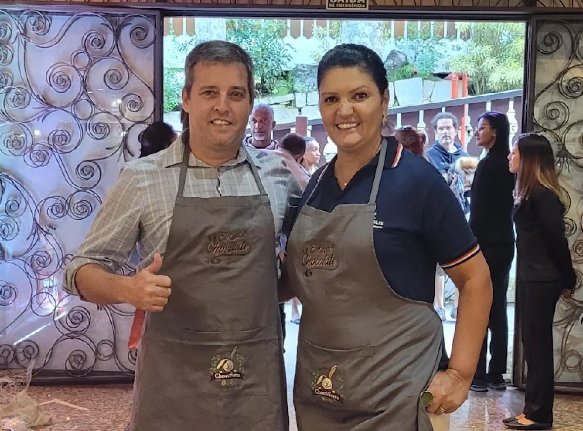 Igor Edelstein, presidente do Sincomércio Teresópolis, entidade parceria do evento, e Cléo Jordão, Secretária Municipal de Cultura - Jannaina Costa