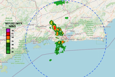 Chuva forte deixa bolsões d'água pela cidade do Rio
