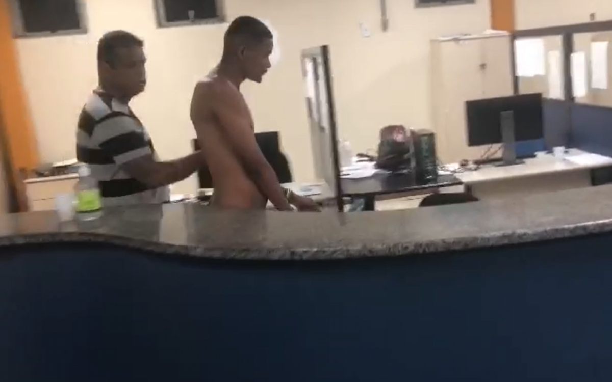 Carlos Bruno dos Santos, de 31 anos, foi preso em flagrante ap&oacute;s matar a companheira em Nova Igua&ccedil;u