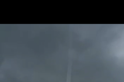 Tromba d'água atinge lagoa e assusta moradores de Maricá; veja vídeo