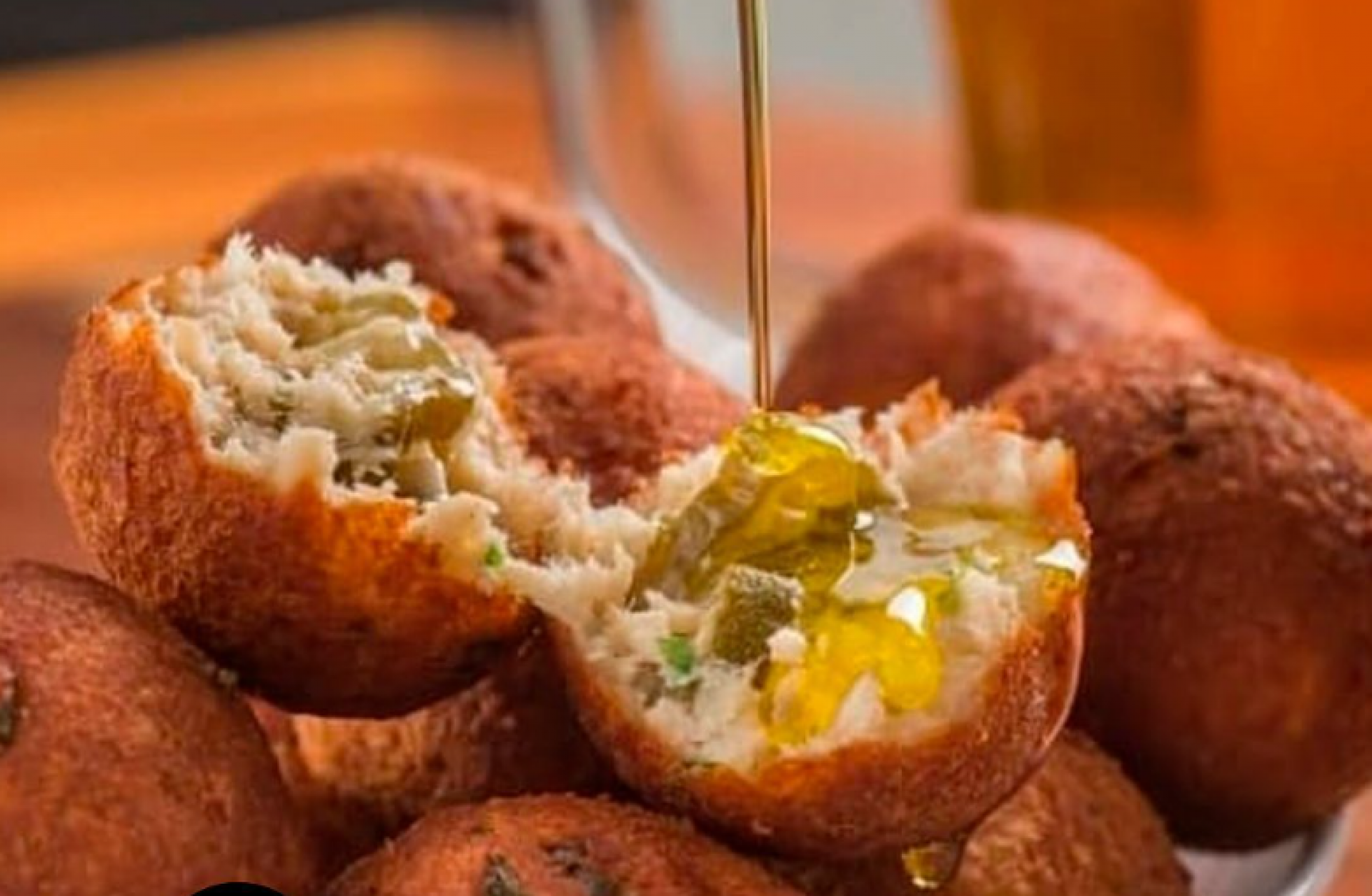 Bolinho de frango com quiabo do Esquina bar é um dos pratos originais do festival - Divulgação Festival Comida de Boteco