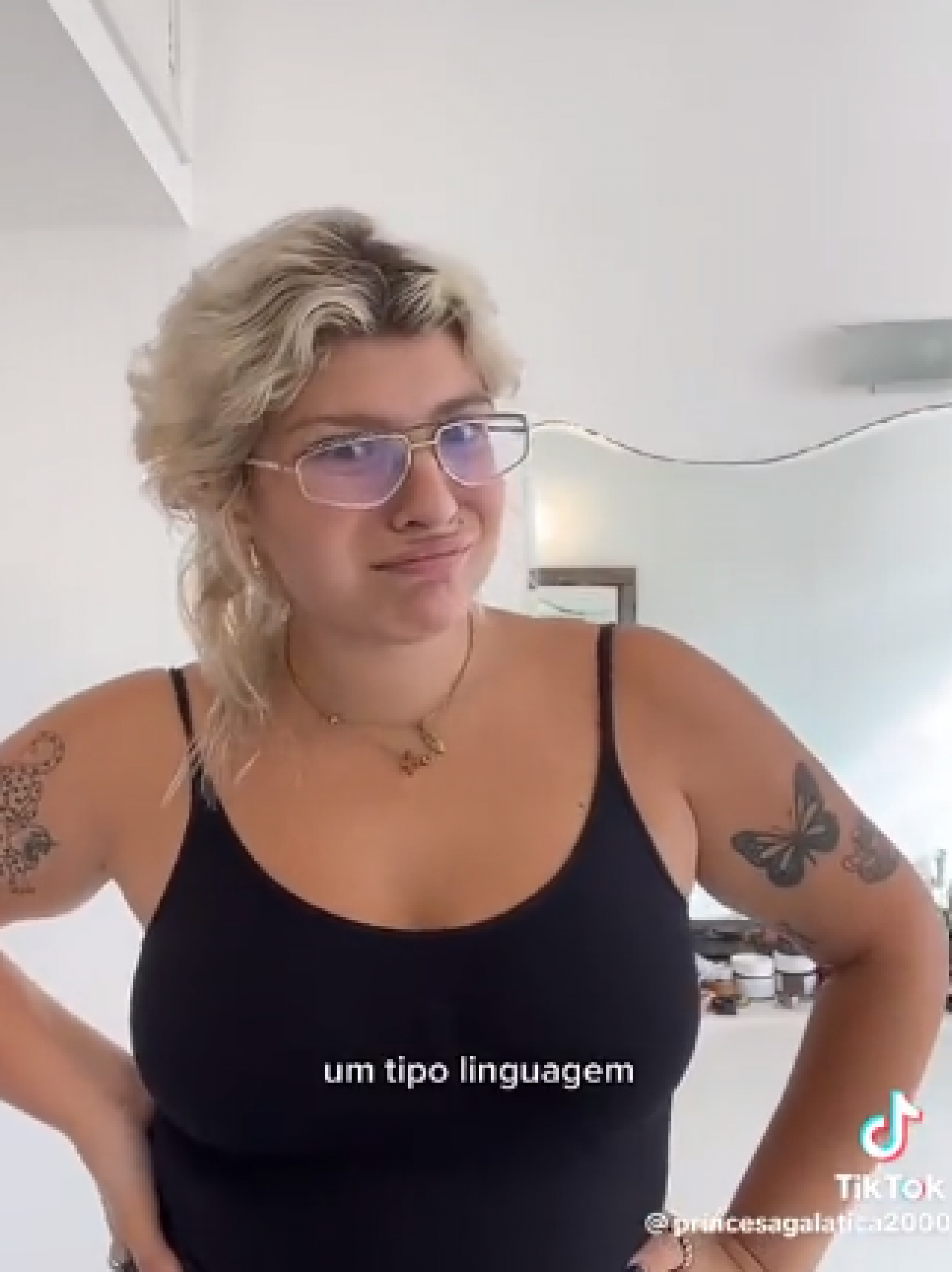 Portuguesa viraliza na web por imitar sotaque carioca