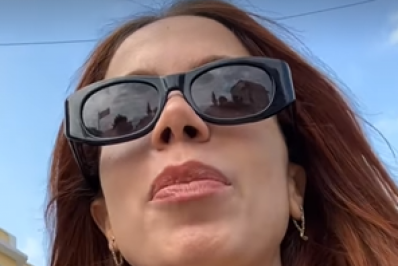 Anitta se encanta por homem na Turquia: 'Vou pedir pra casar com ele'