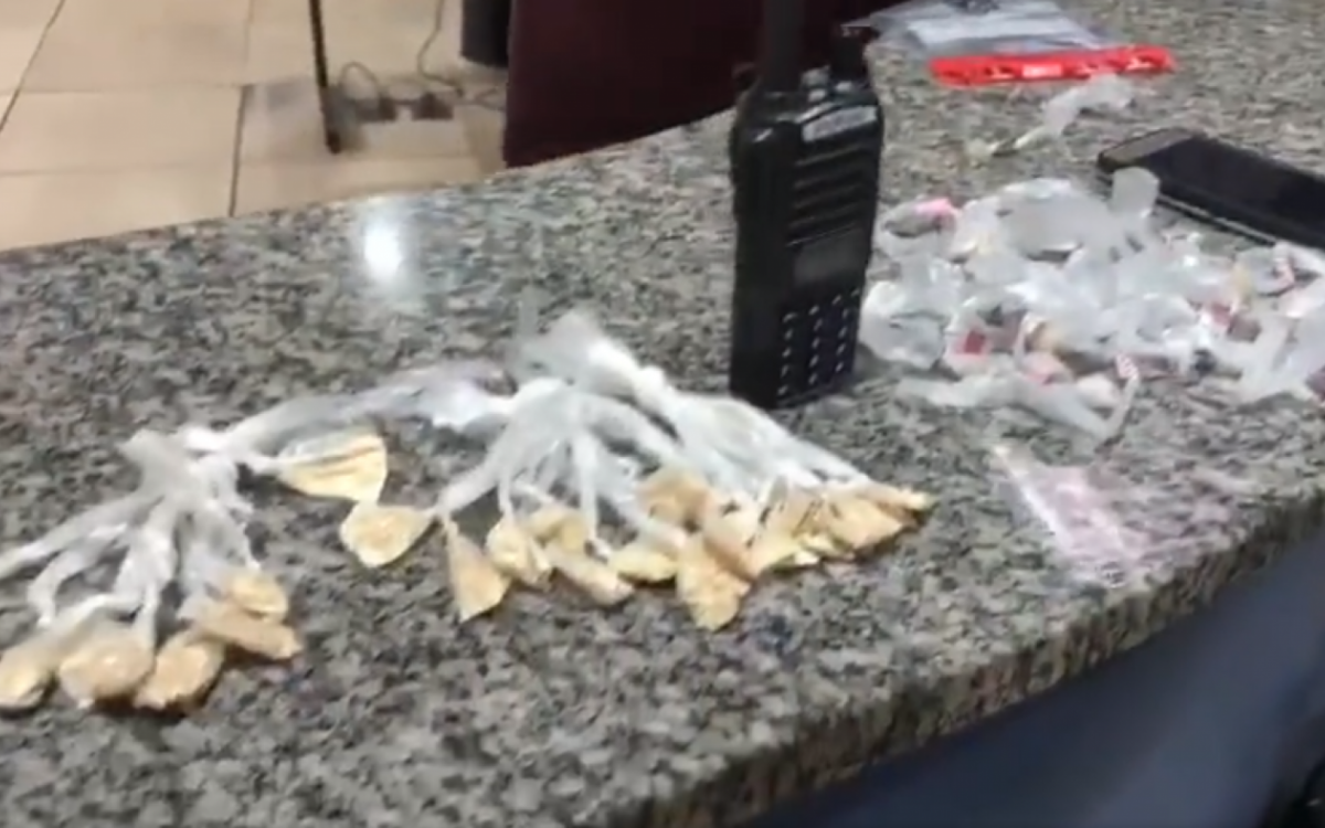 Homem &eacute; preso em flagrante portando drogas em Guadalupe