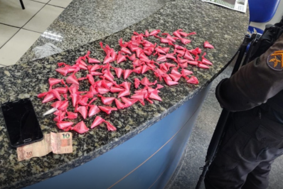 Poucos meses após completar 18 anos, homem é preso por tráfico de drogas em Cabo Frio