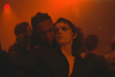 Tom Holland viraliza com cena de sexo gay em nova série e abala as redes