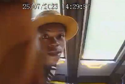 Vídeo: Homem é preso após vandalizar ônibus do BRT