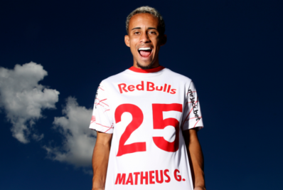 Emprestado pelo Flamengo, Matheus Gonçalves é anunciado pelo Bragantino