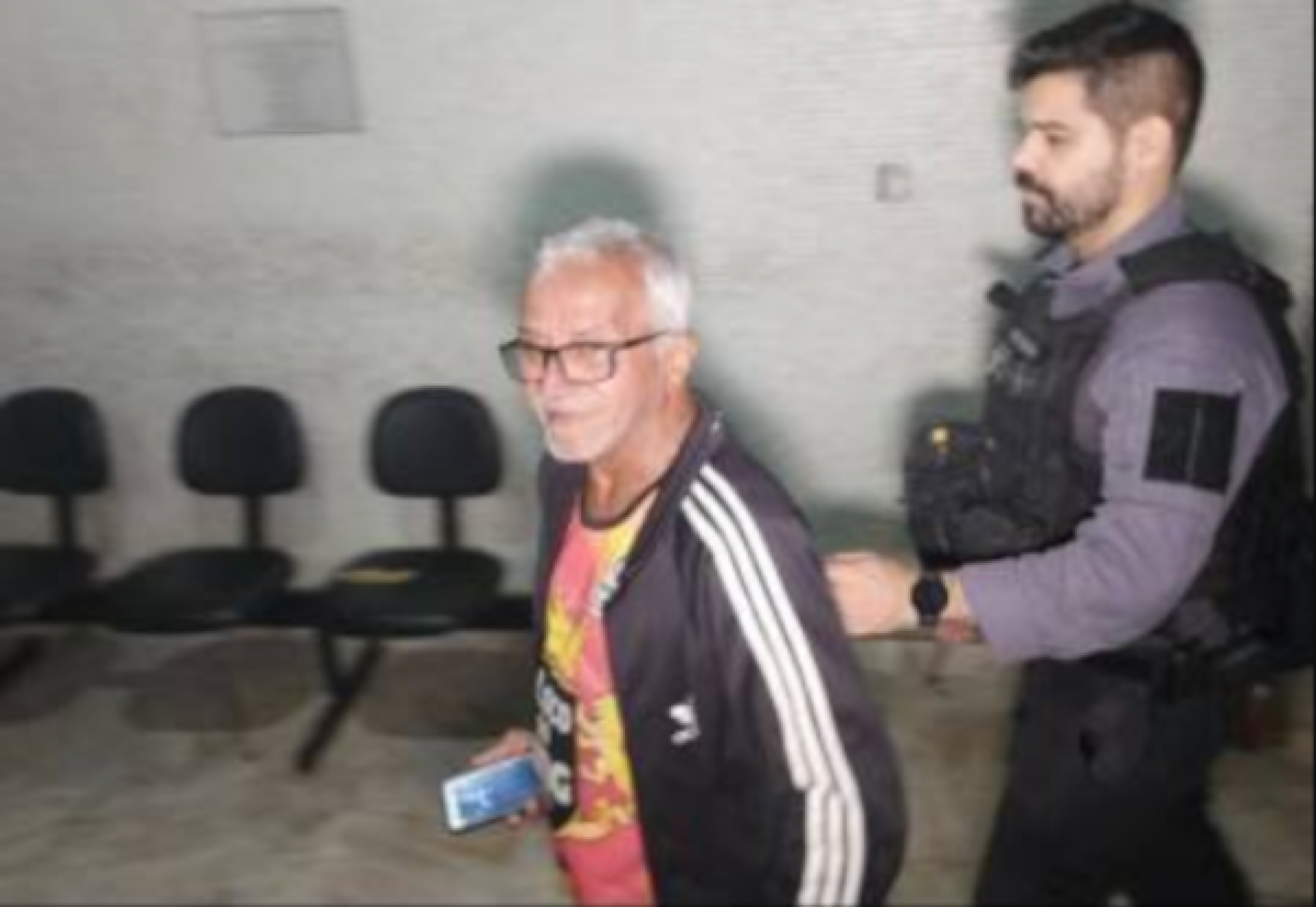 Roberto Luiz Silva de Azevedo, de 73 anos, é policial penal aposentado e matou a mulher durante briga - Divulgação
