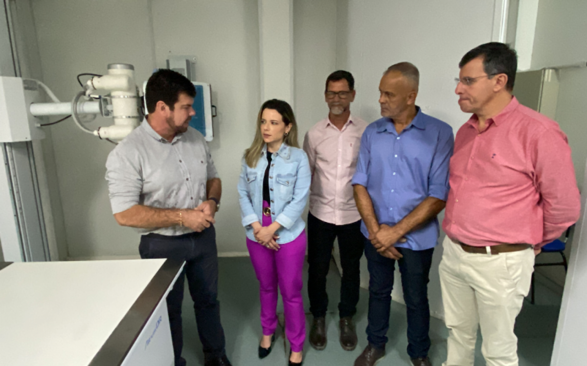 Prefeito Welberth Rezende conhece o novo sistema de imagem da unidade