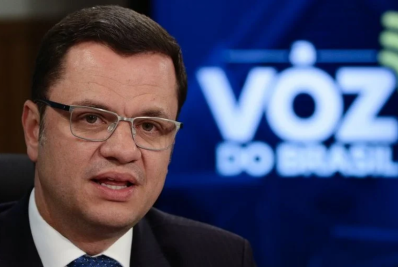 Anderson Torres pede que devolução de salários recebidos seja suspensa