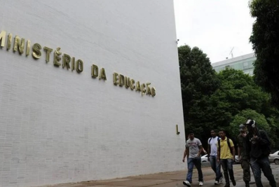 MEC abre concurso com 220 vagas e salário de R$ 6 mil; confira