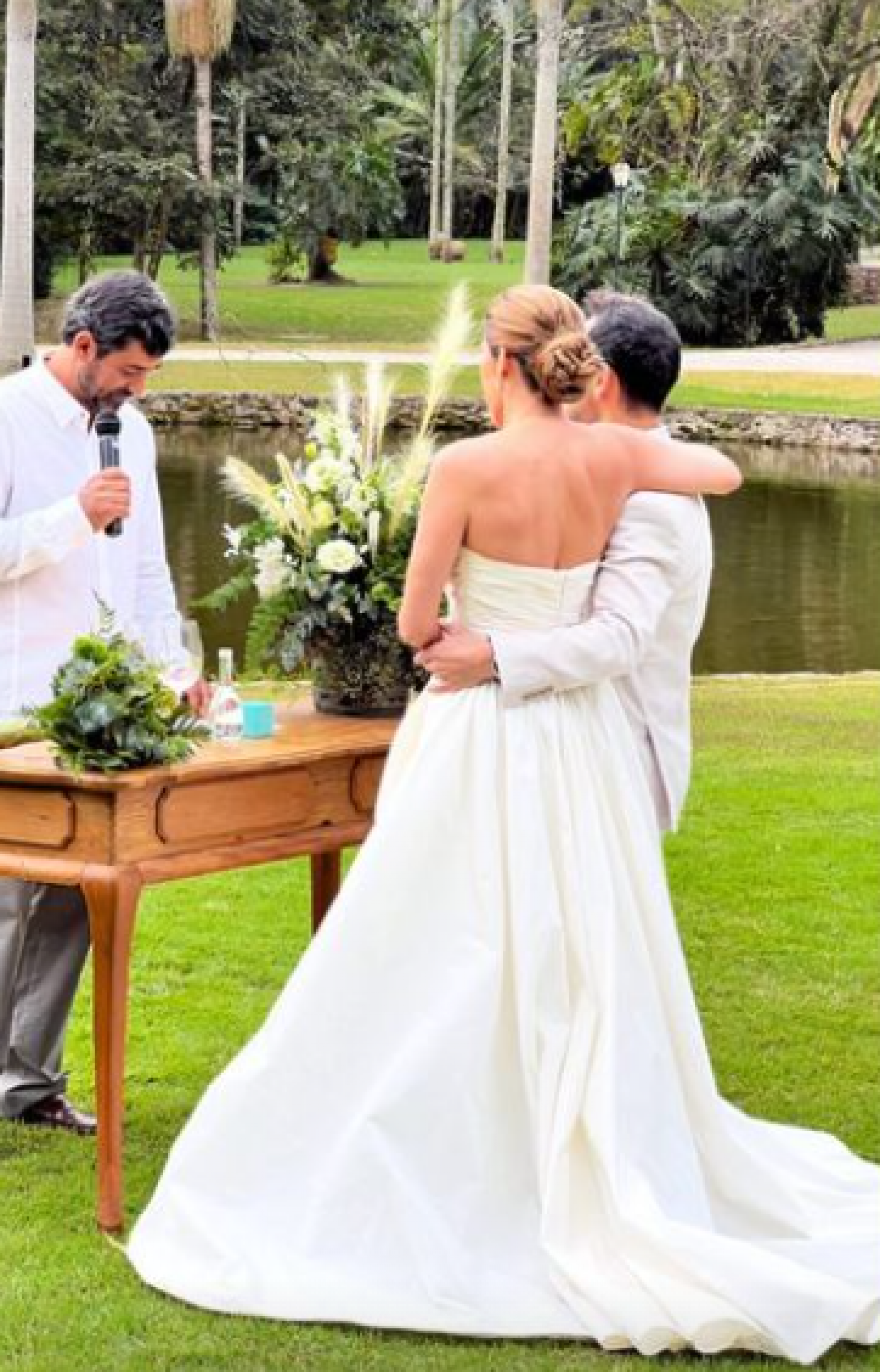 Rafaela e Rodrigo se casaram no último sábado, 19 - Reprodução / Instagram