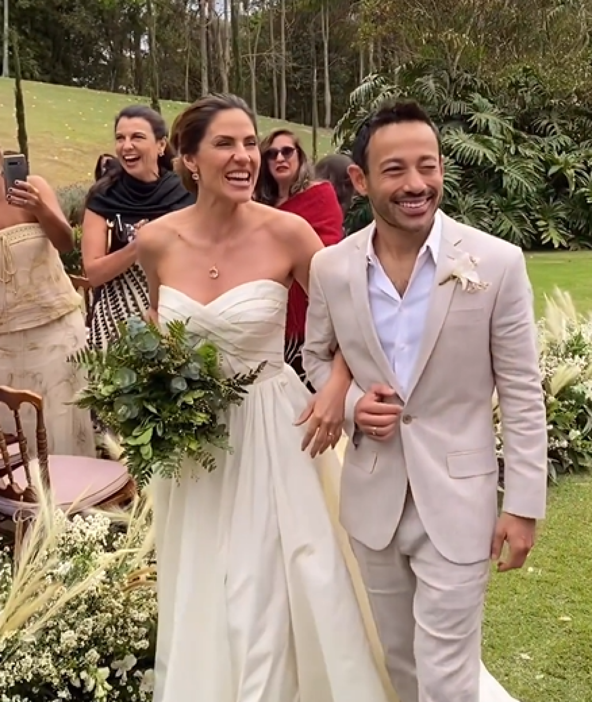 Rafaela e Rodrigo se casaram no último sábado, 19 - Reprodução / Instagram