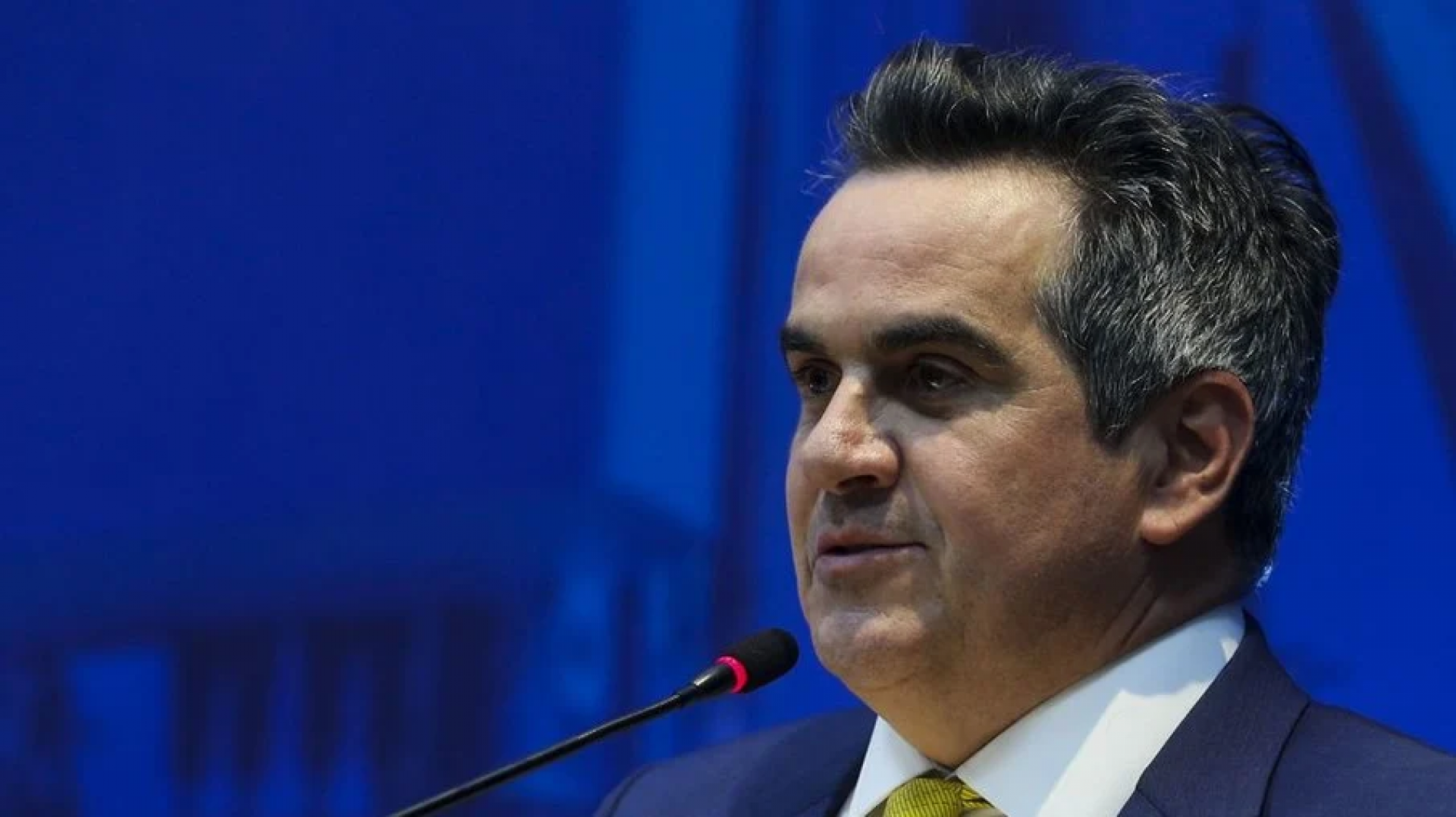 'Em comum acordo', advogados deixam defesa do senador Ciro Nogueira, investigado no caso Master
