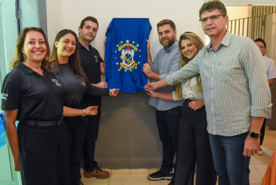 Prefeito inaugura primeira fábrica de absorventes higiênicos do estado em presídio