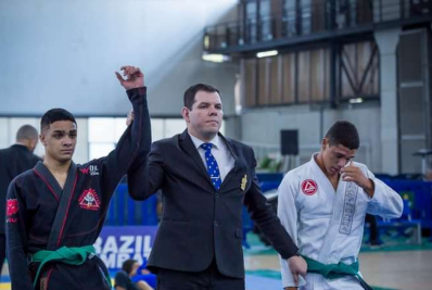Queimados conquista título em campeonato internacional de Jiu-Jitsu 