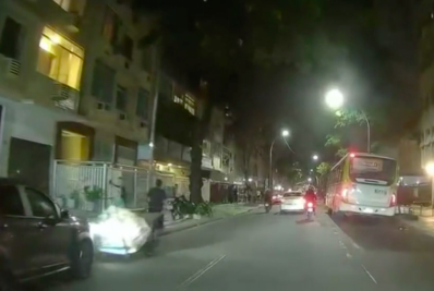 Catador é atropelado por carro em Copacabana