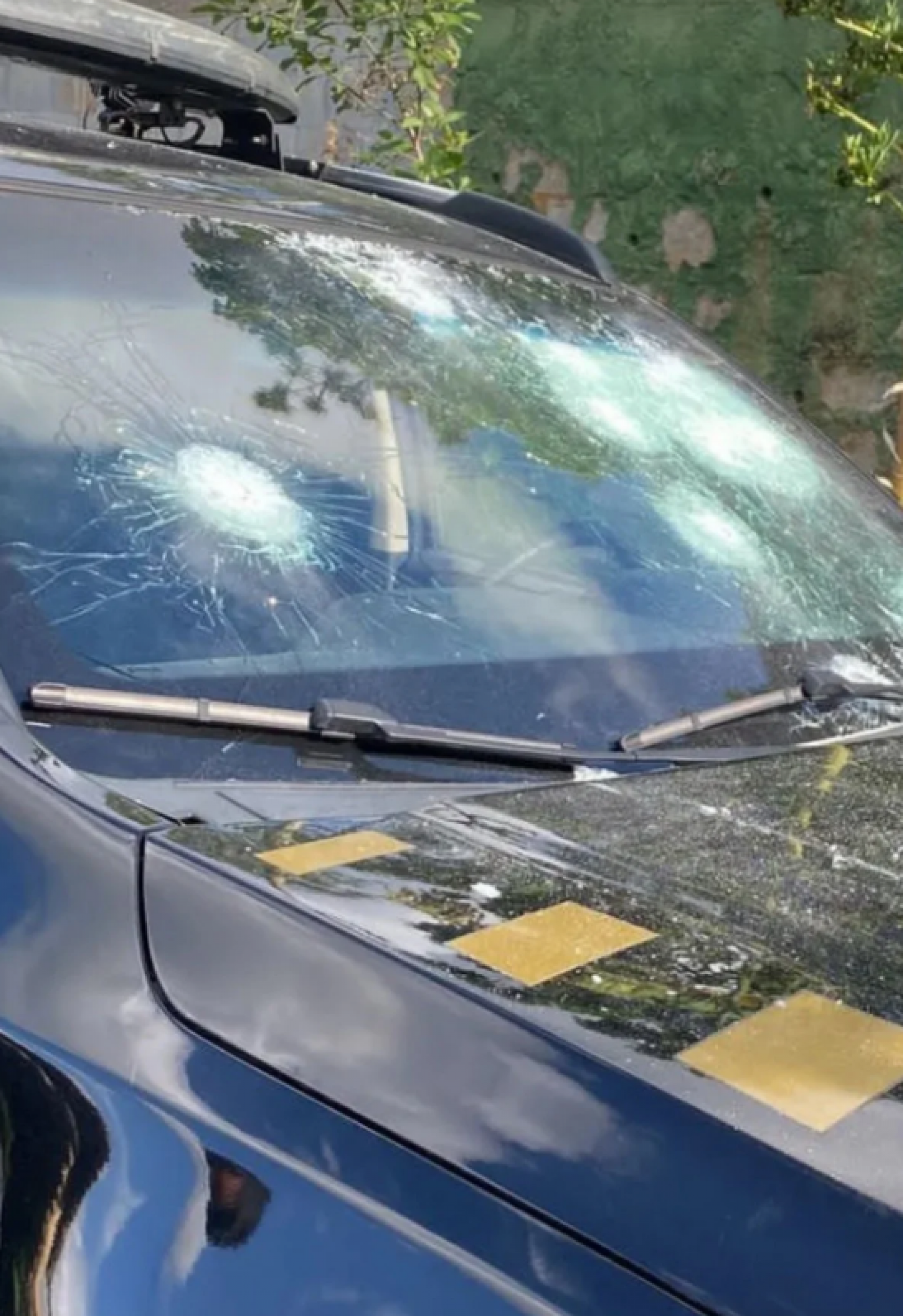 Viatura da Polícia Federal que foi alvo de tiros de Roberto Jefferson