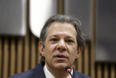 Dia seguinte à aprovação da reforma tributária preocupa, diz Haddad