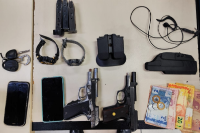 Dupla suspeita de integrar milícia que atua na Baixada Fluminense é presa