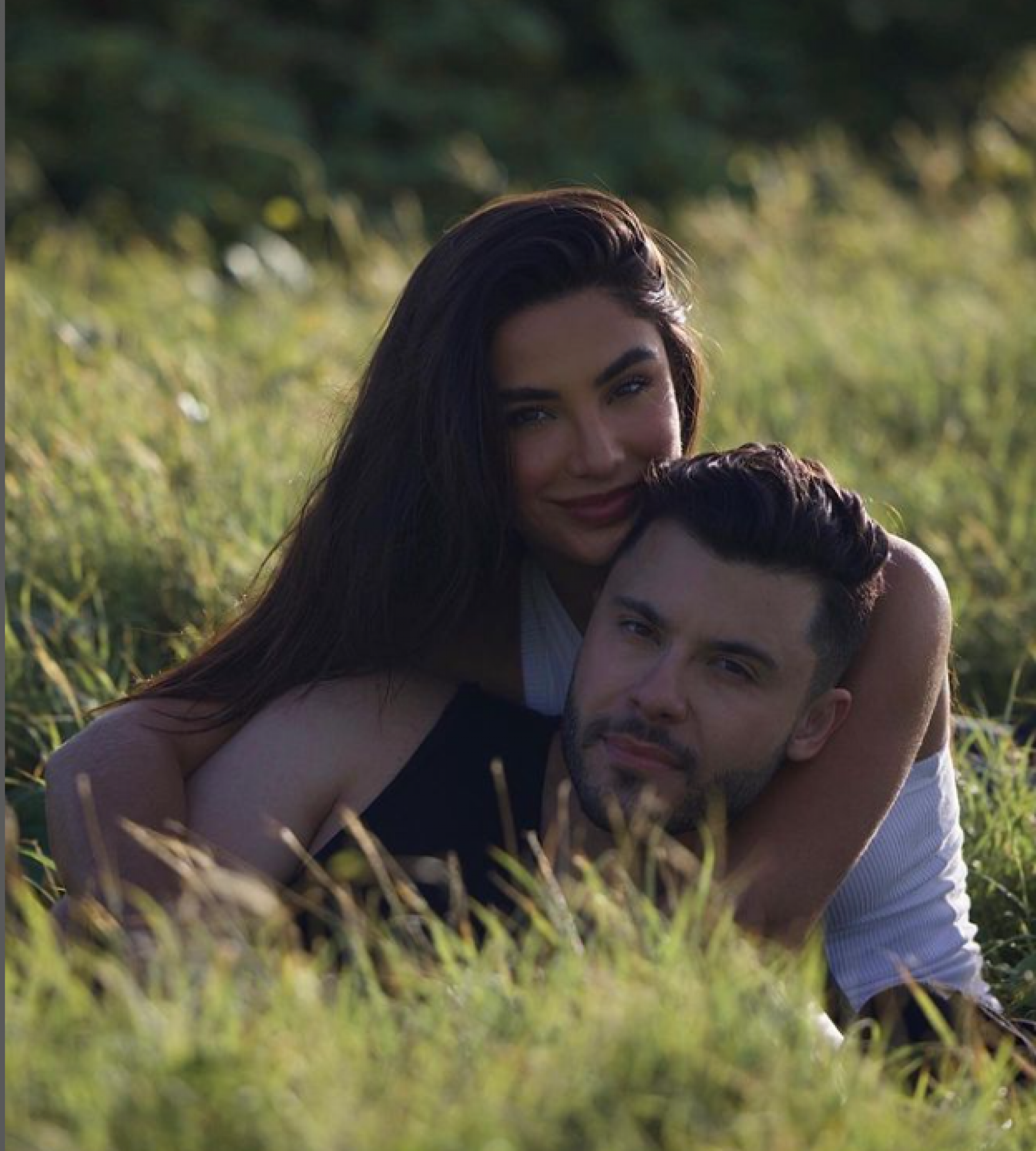 Murilo Huff e a namorada, Gabriela Versiani - Reprodução / Instagram