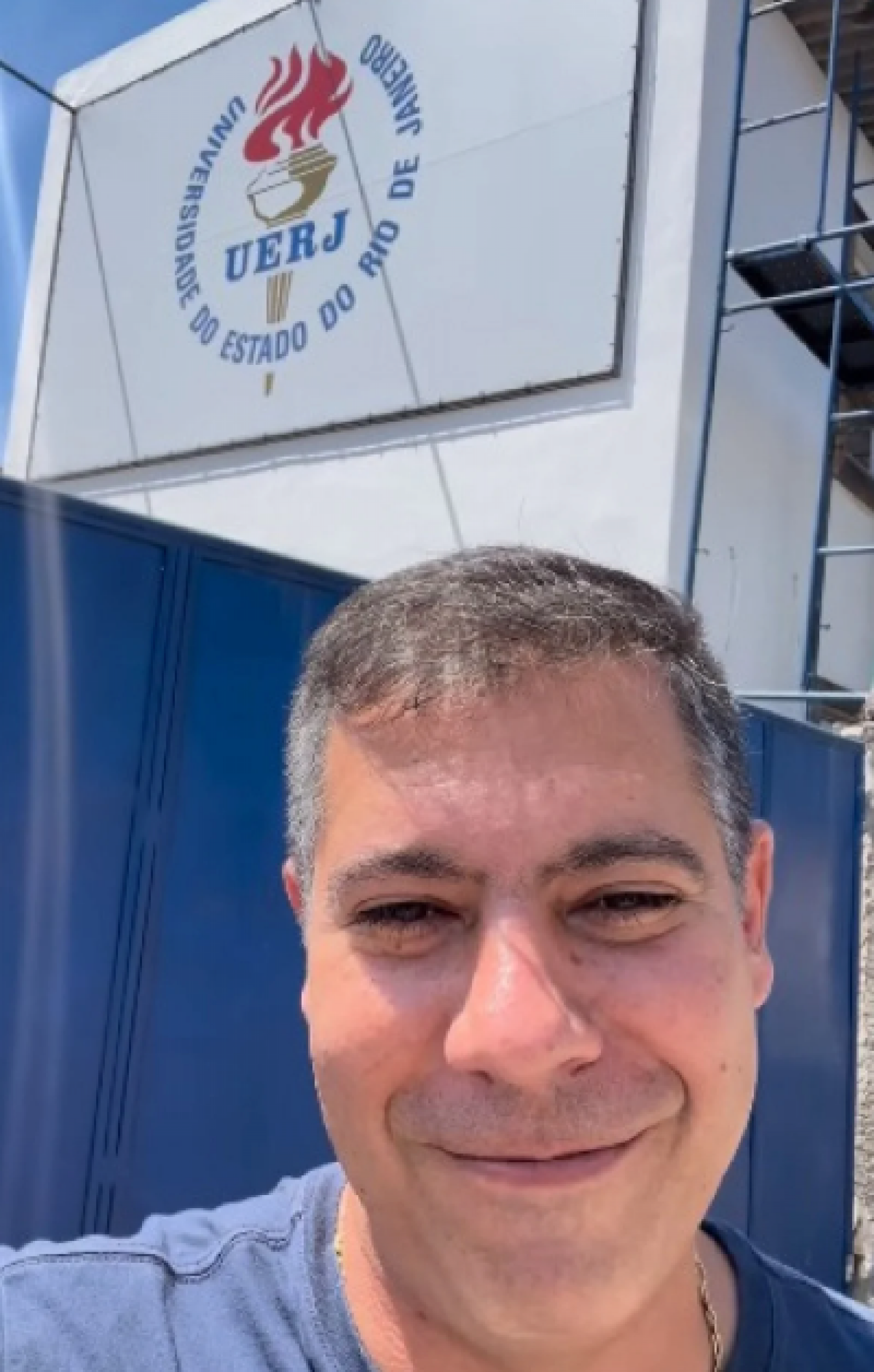 Dr. Serginho comemora sucesso da UERJ em Cabo Frio 