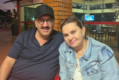 Ratinho compartilha clique raro ao lado da mulher e declara: 'Amor da minha vida'