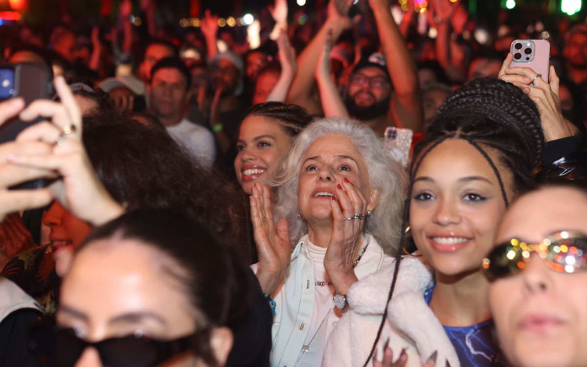 Marieta Severo curte o festival Rock the Mountain