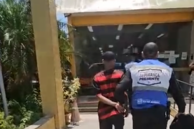 Homem que se passava por vendedor de vassouras é preso após roubar celular no Recreio