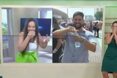 Fã de Taylor Swift chama repórter do SBT de 'tio' e viraliza com resposta