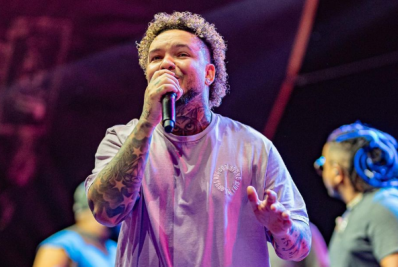 Suel e seus sucessos é a atração do último ‘Canta Belford Roxo’ do ano na Prata